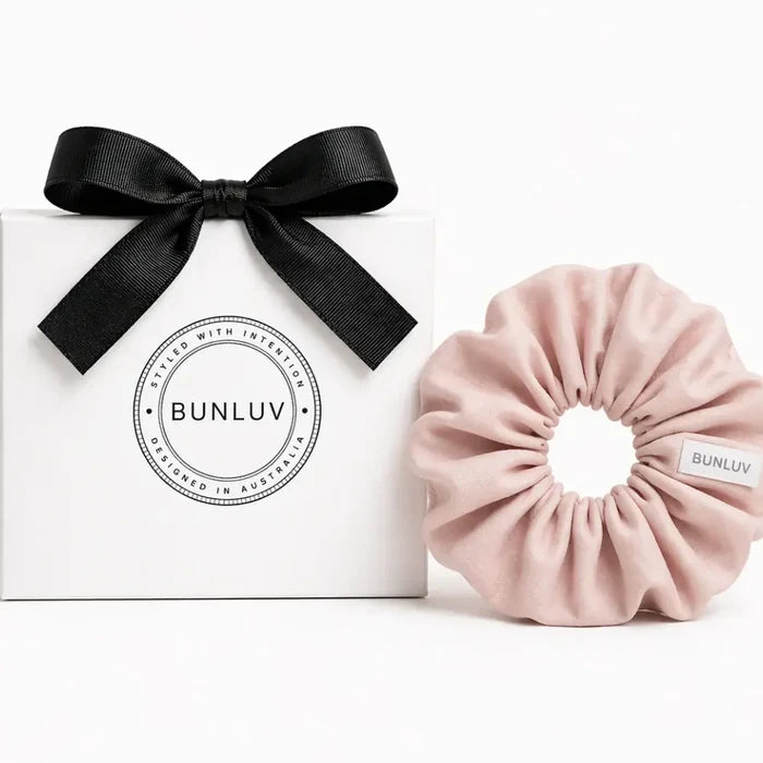 BUNLUV Active Scrunchie Blush Pink