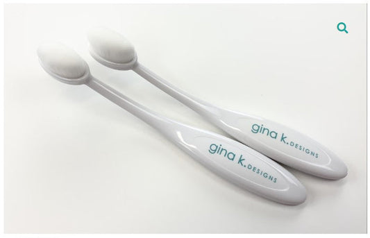 Gina K. Designs - Blending Brushes MINI - Set of 2. Get a seamless color blend on your projects with the Gina K Designs Blending Brushes. These blending brushes are easy to use and work perfectly with stencils. Available at Embellish Away located in Bowmanville Ontario Canada.