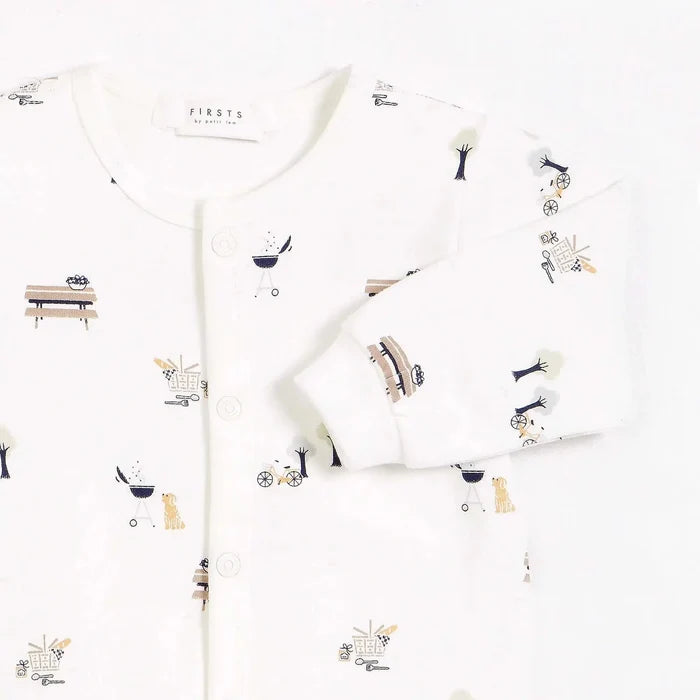"little picnic" print on off-white sleeper | petit lem