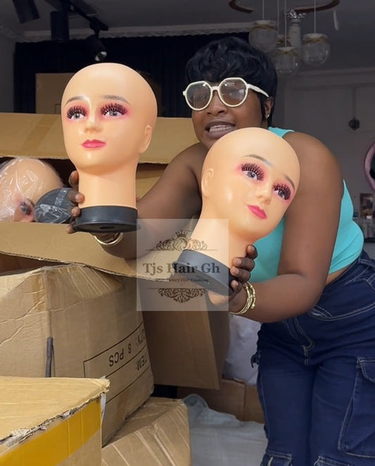 Non piercable mannequin
