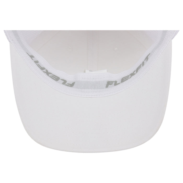 Oakley Golf Cresting Trucker - White