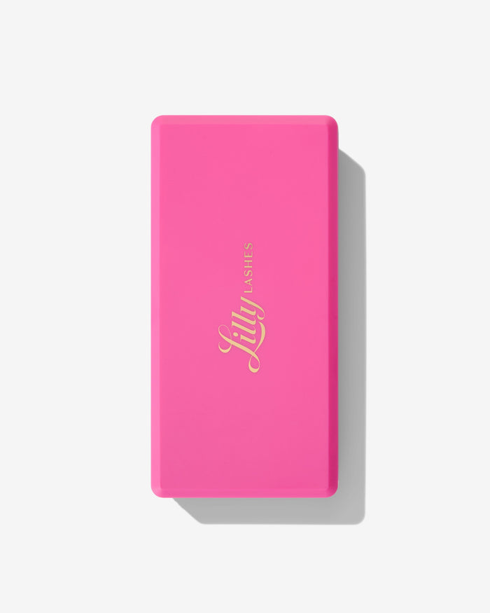 Self-Adhesive Lash Travel Compact